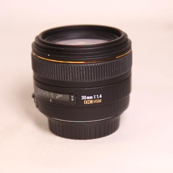 Used Sigma 30mm f/1.4 EX DC HSM - Canon