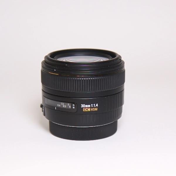 Used Sigma 30mm f/1.4 EX DC HSM - Canon