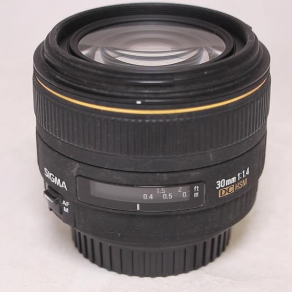 Used Sigma 30mm f/1.4 EX DC HSM - Canon
