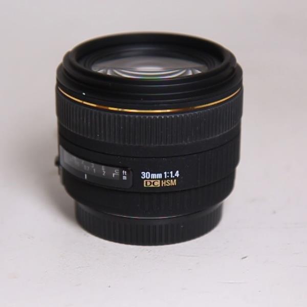 Used Sigma 30mm f/1.4 EX DC HSM - Canon