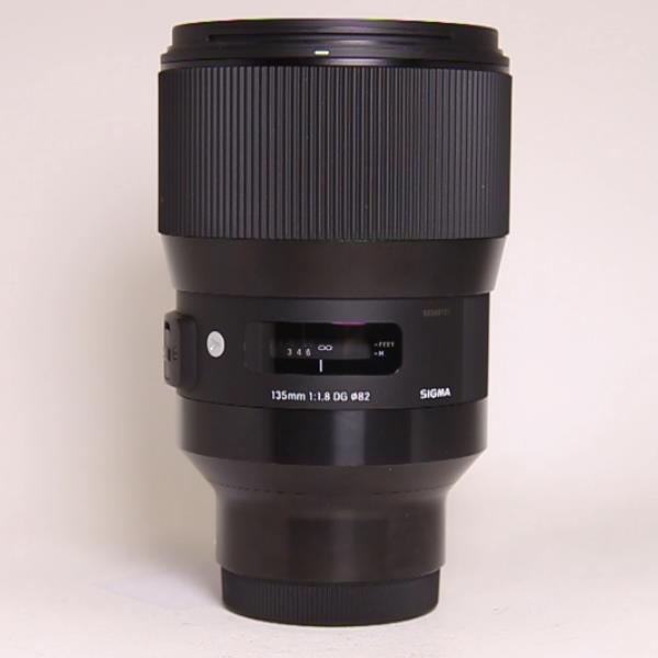 Used Sigma 135mm f/1.8 DG HSM Art Lens Sony E