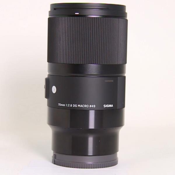 Used Sigma 70mm f/2.8 DG Macro Art Lens Sony E