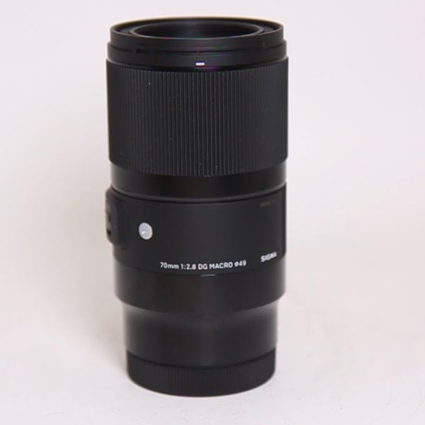 Used Sigma 70mm f/2.8 DG Macro Art Lens - L Mount