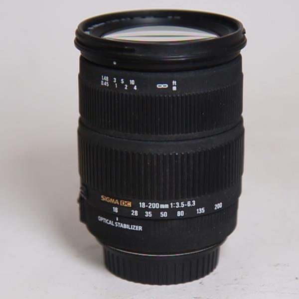 Used Sigma 18-200mm f/3.5-6.3 DC - Canon