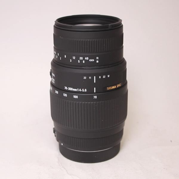 Used Sigma 70-300mm f/4.0-5.6 DG Macro Lens - Canon Fit