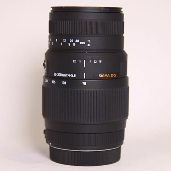 Used Sigma 70-300mm f/4.0-5.6 DG Macro Lens - Canon Fit