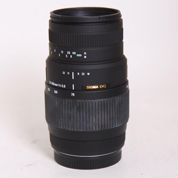 Used Sigma 70-300mm f/4-5.6 DG Macro Lens - Canon Fit