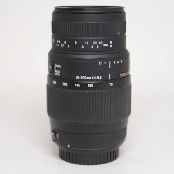 Used Sigma 70-300mm f/4.0-5.6 DG Macro Lens - Canon Fit