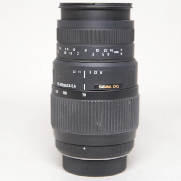 Used Sigma 70-300mm f/4-5.6 DG Macro - Nikon Fit