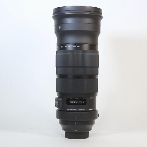 Sigma APO 120-300mm f/2.8 DG Nikon F Sports | Park Cameras