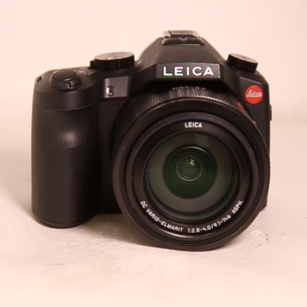 Used Leica V-Lux (Typ 114) Superzoom Bridge Camera