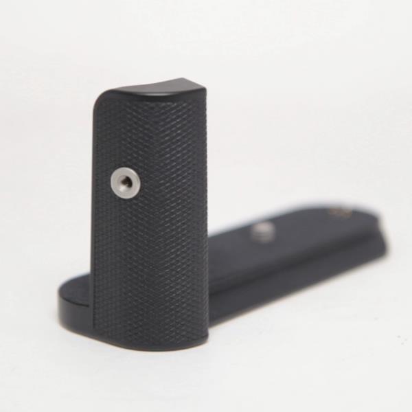 Used Leica Q3 Wireless Charging Handgrip HG-DC1
