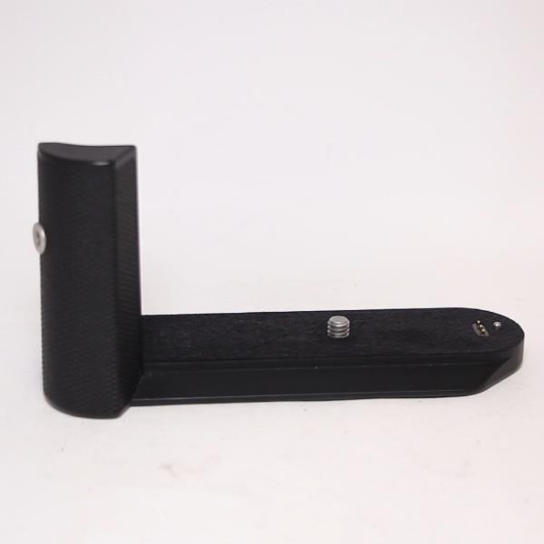 Used Leica Q3 Wireless Charging Handgrip HG-DC1