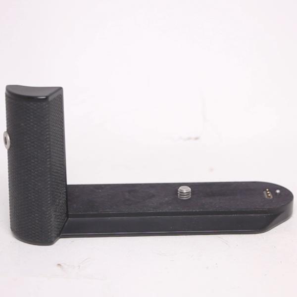 Used Leica Q3 Wireless Charging Handgrip HG-DC1