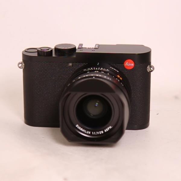 Used Leica Q2 Compact Digital Camera