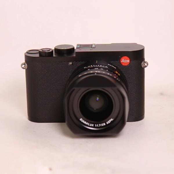 Used Leica Q2 Compact Digital Camera