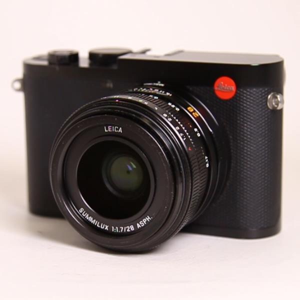 Used Leica Q2 Compact Digital Camera