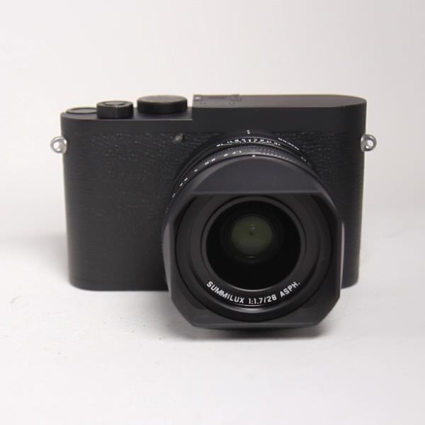 Used Leica Q2 Monochrom Compact Digital Camera