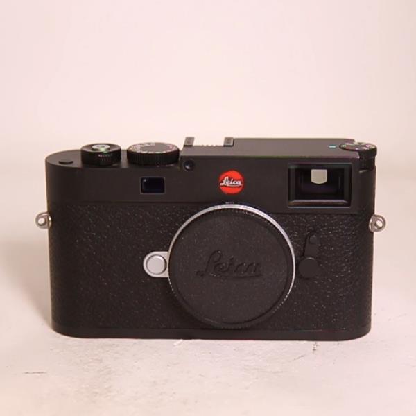 Used Leica M11 Digital Rangefinder Camera Black Paint