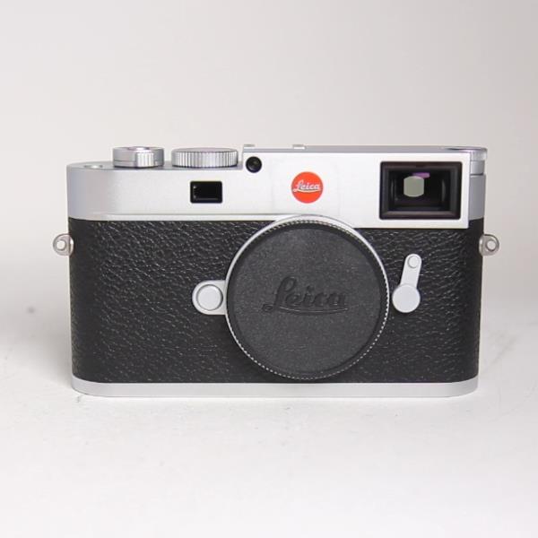 Used Leica M11 Digital Rangefinder Camera Silver Chrome