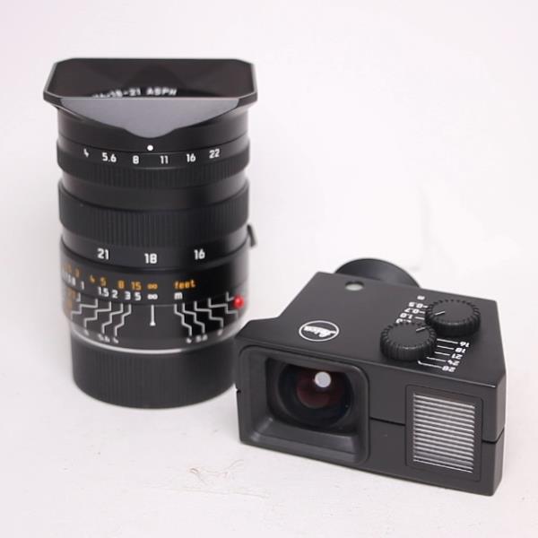 Used Leica Tri Elmar M 16-18-21mm f/4 ASPH Lens With Universal Viewfinder