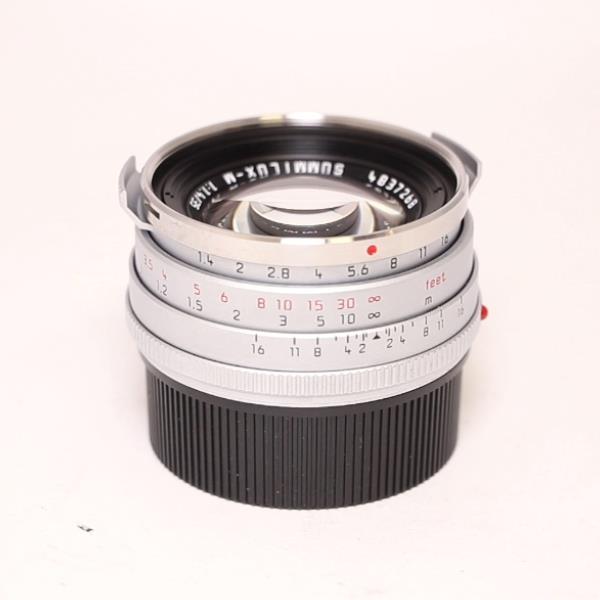 Used Leica Summilux-M 35mm f/1.4 Classic Steel Rim Lens