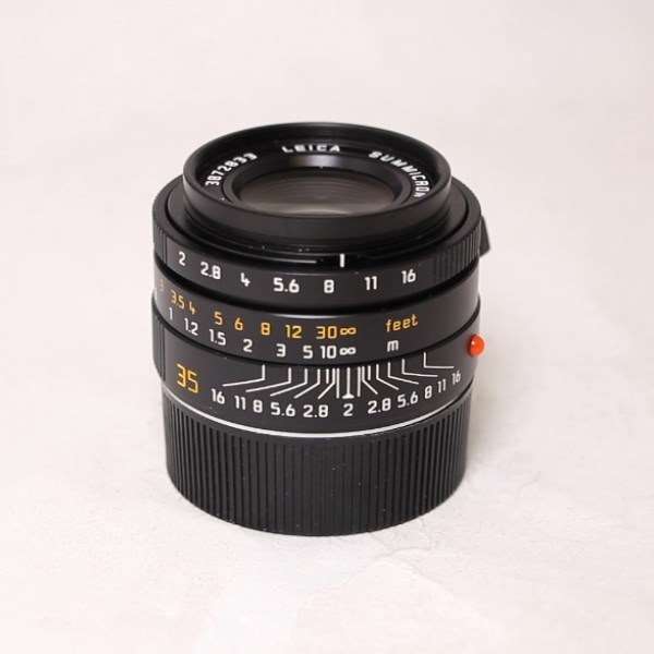 Used Leica Summicron M 35mm f/2 ASPH Lens Black Anodised