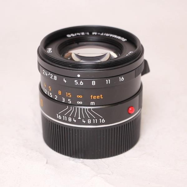 Used Leica Summarit M 50mm f/2.4 Lens Black Anodised 11680