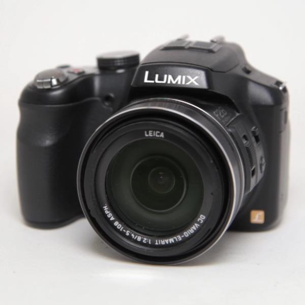 Used Panasonic FZ200 Super-Zoom Digital Bridge Camera