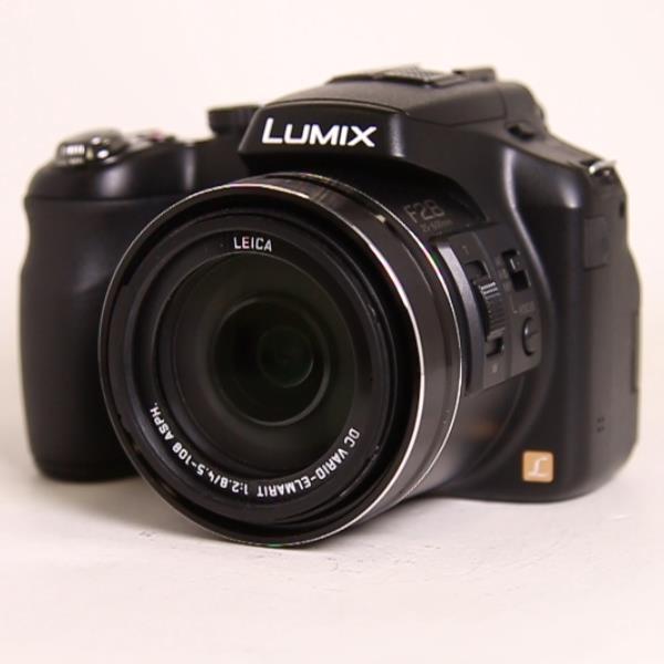 Used Panasonic FZ200 Super-Zoom Digital Bridge Camera
