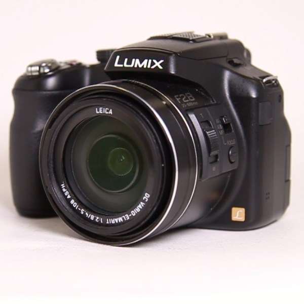 Used Panasonic Lumix DMC-FZ2000 Bridge Camera Black