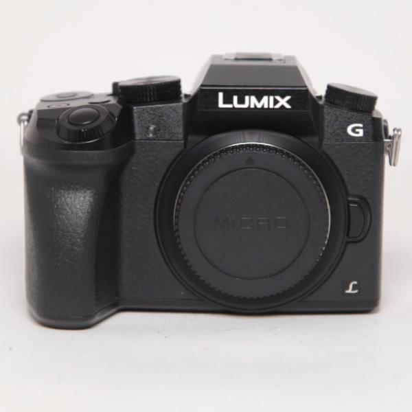 Used Panasonic Lumix DMC-G7 Digital camera Black Body