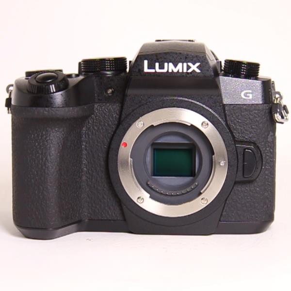 Used Panasonic Lumix DC-G90 Mirrorless Camera Body Black