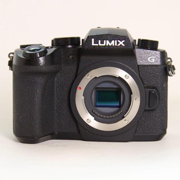 Used Panasonic Lumix DC-G90 Mirrorless Camera Body Black