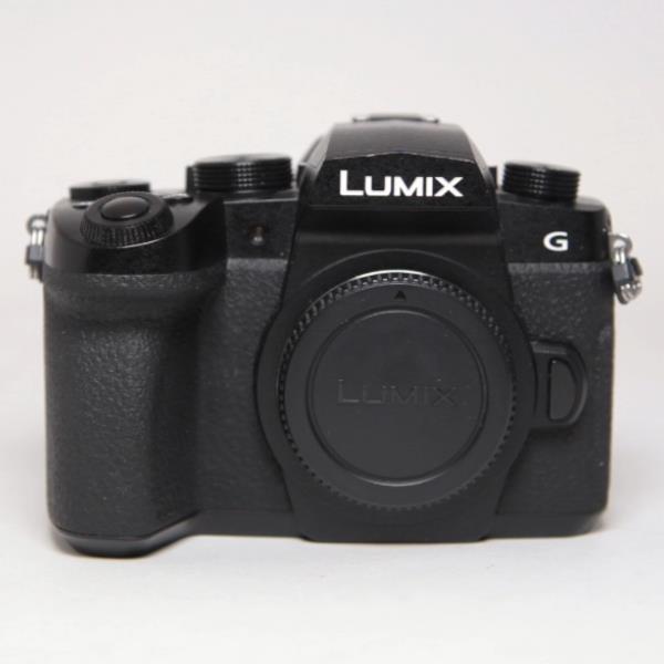 Used Panasonic Lumix DC-G90 Mirrorless Camera Body Black