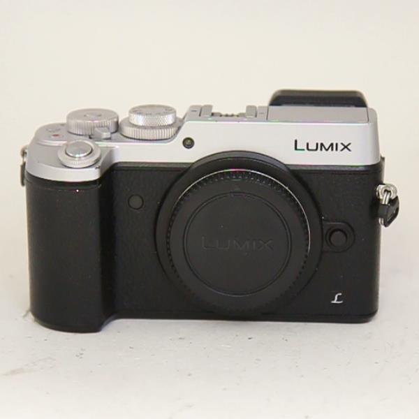 Used Panasonic lumix GX8 digital camera Body - Silver