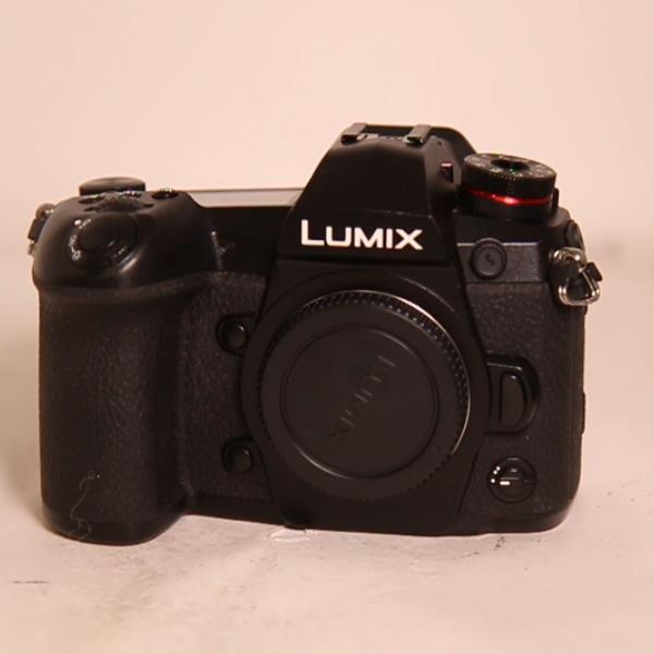 Used Panasonic Lumix G9 Mirrorless Camera Body Black