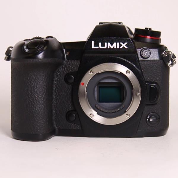 Used Panasonic Lumix G9 Mirrorless Camera Body Black