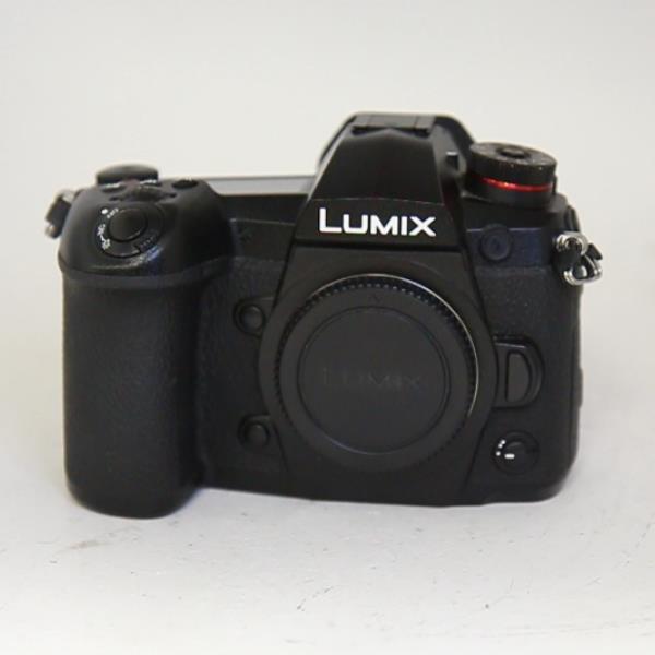 Used Panasonic Lumix G9 Mirrorless Camera Body Black