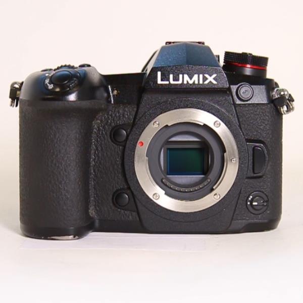 Used Panasonic Lumix G9 Mirrorless Camera Body Black
