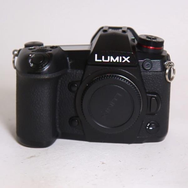 Used Panasonic Lumix G9 Mirrorless Camera Body Black