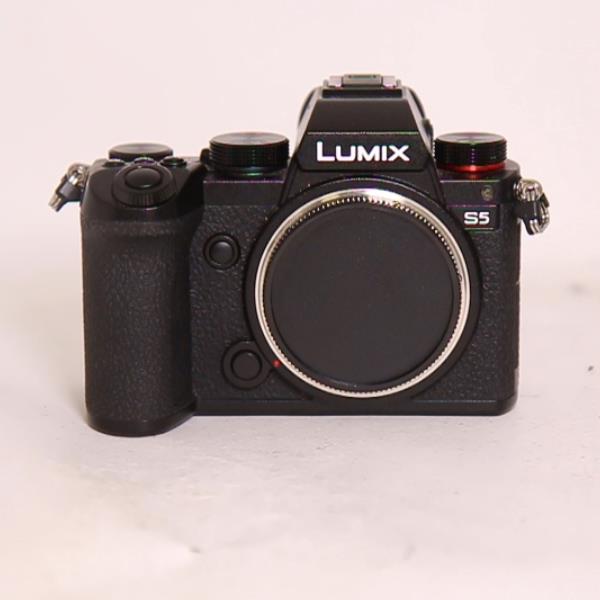 Used Panasonic Lumix S5 Full Frame L-Mount Mirrorless Camera