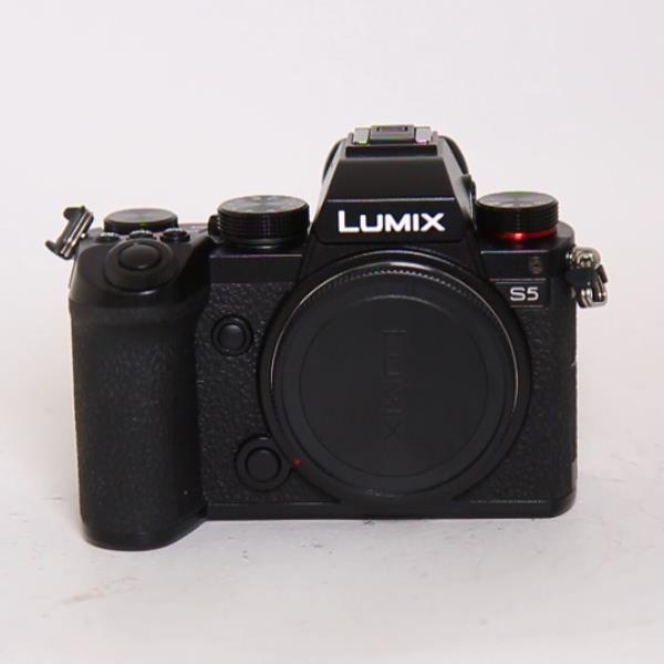 Used Panasonic Lumix S5 Full Frame L-Mount Mirrorless Camera