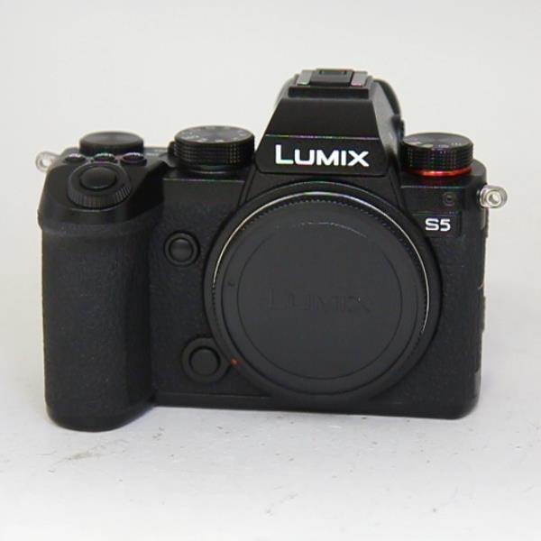 Used Panasonic Lumix S5 Full Frame L-Mount Mirrorless Camera