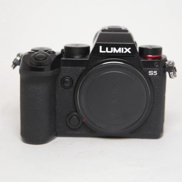 Used Panasonic Lumix S5 Full Frame L-Mount Mirrorless Camera
