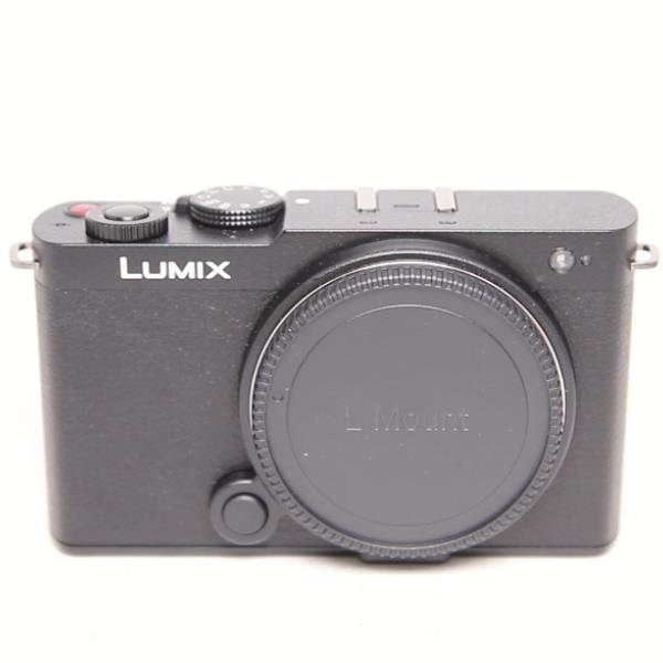 Used Panasonic Lumix S9 Full-Frame Mirrorless Camera Jet Black