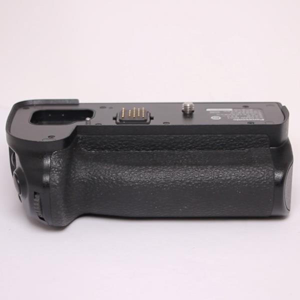 Used Panasonic DMW-BGS1E Battery grip for S1 series