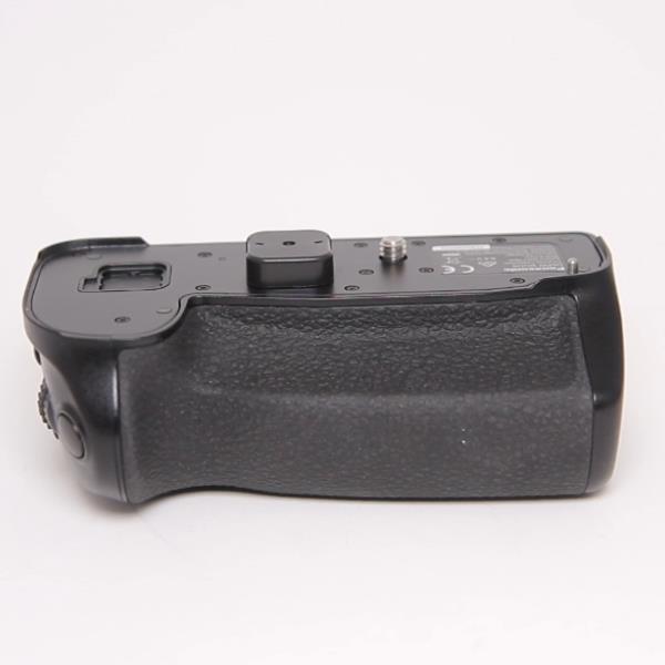 Used Panasonic DMW-BGG9E Battery Grip for G9