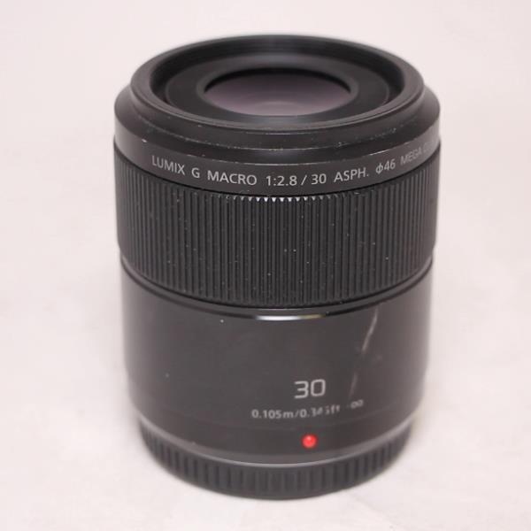 Used Panasonic Lumix G Macro 30mm f/2.8 ASPH MEGA O.I.S. Lens Black