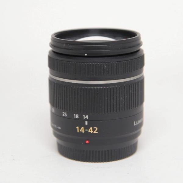 Used Panasonic LUMIX G VARIO 14-42mm f/3.5-5.6 MEGA O.I.S.